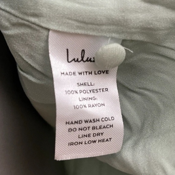 Lulu's Green Plunge Neck Bishop Sleeve Sundress - Picture 9 of 11